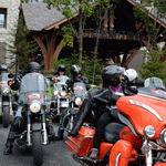 长白山万达威斯汀度假酒店接待哈雷戴维森摩托车队