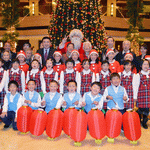 上海外高桥皇冠假日酒店帮助贫困家庭学生实现圣诞愿望